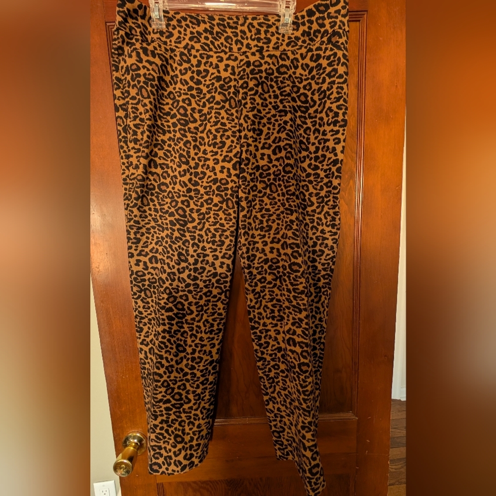 Cheetah Leopard Print Stretch Pull On Pant
